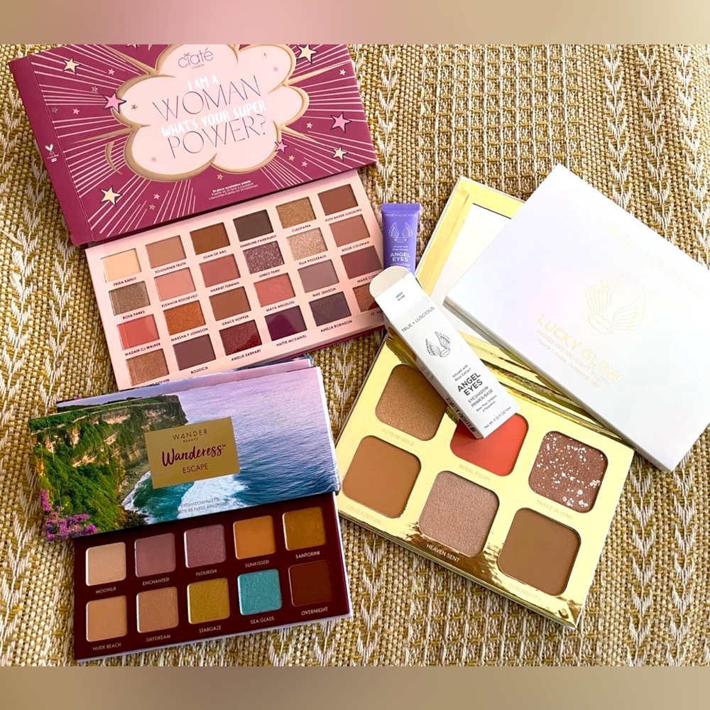 Brand-new makeup bundle, never used
